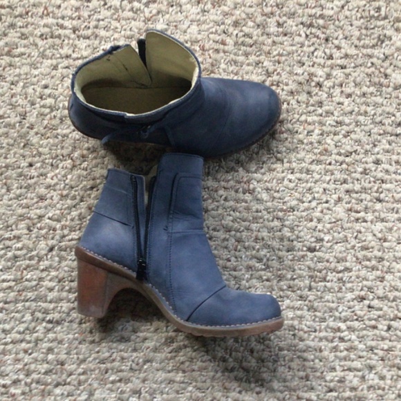 El Naturalista Leather Ankle Boots - Picture 5 of 6